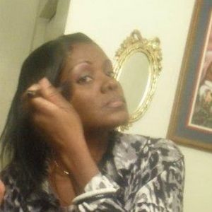 Meet your Posher, Felicia